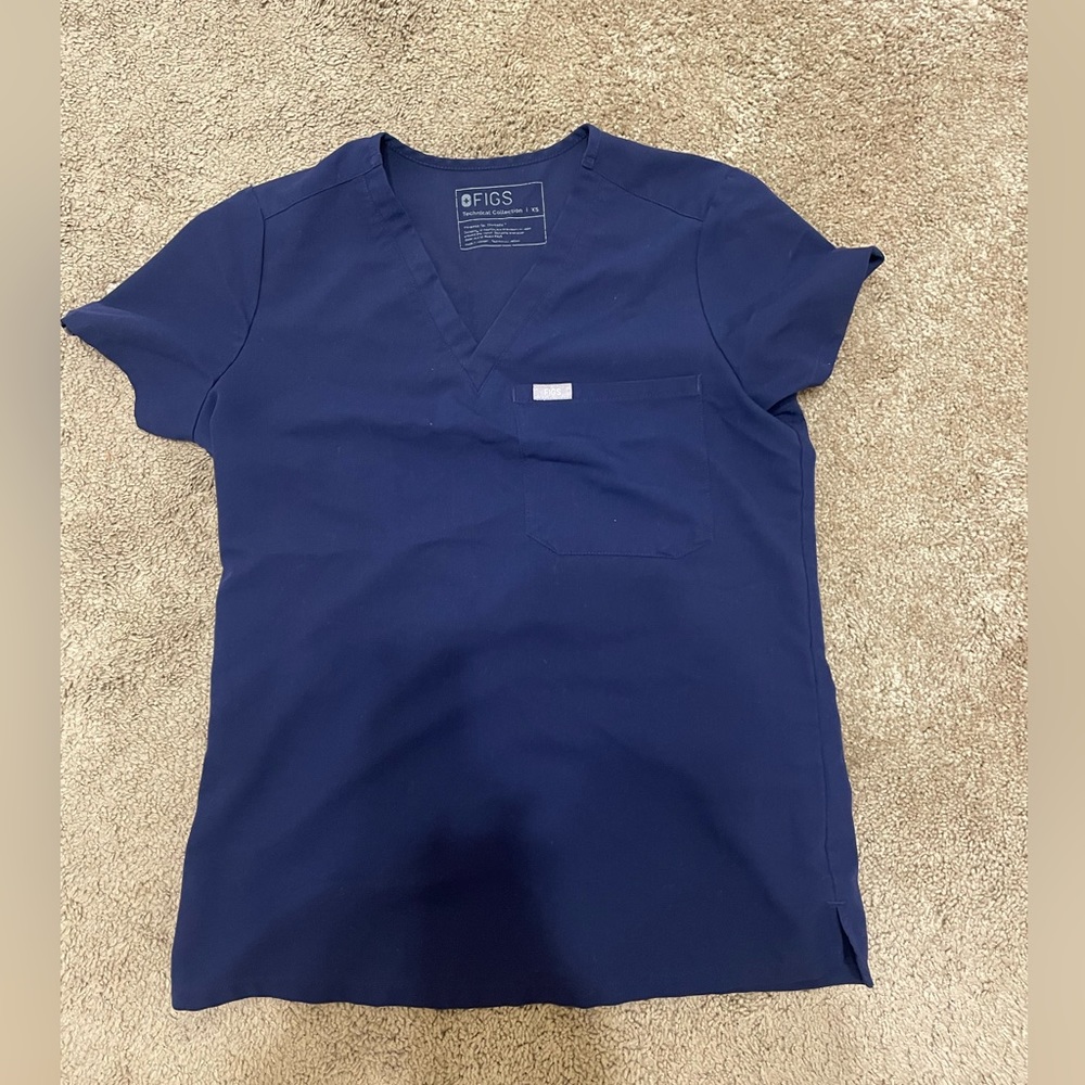 Figs XS Navy Catarina Scrub Top